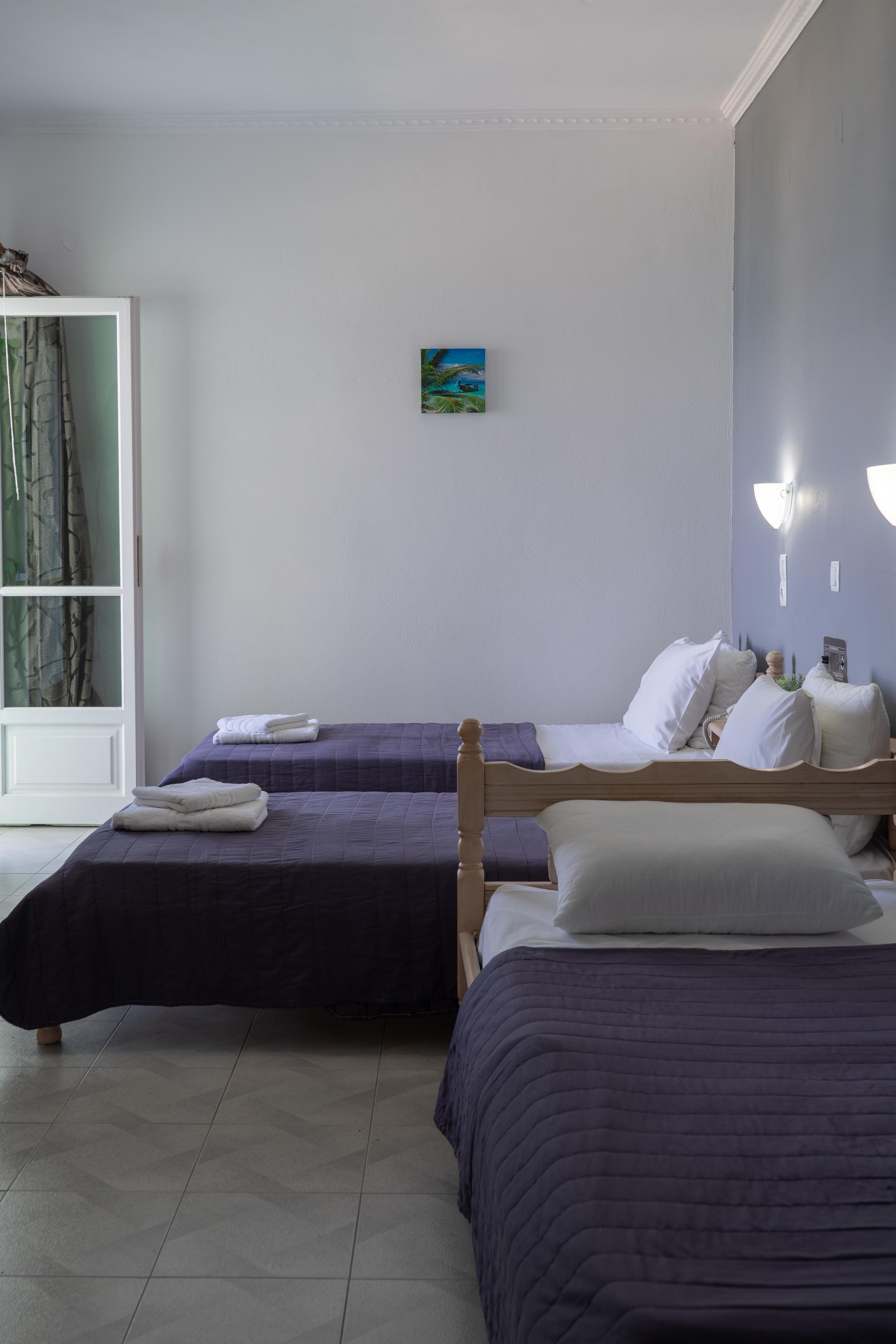 Tropicana Inn Нидри Экстерьер фото